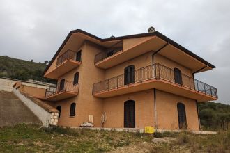 Villa in vendita, via Colle Sughereto snc, Priverno