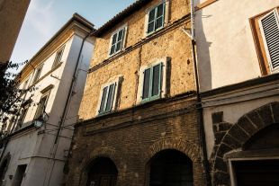 Appartamento in vendita, via Roma  17, Acquapendente