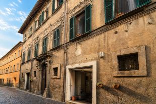 Trilocale in vendita, via Roma  34, Acquapendente