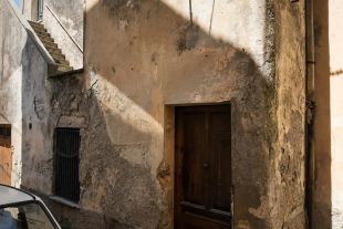 Bilocale in vendita, via Pubblica Istruzione  10, Gagliano, Catanzaro