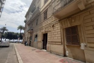 Trilocale in vendita, via Domenico Acclavio  90, Borgo, Taranto