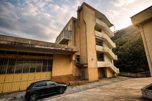 Stabile o palazzo in vendita, via Emilio Vecchia, Casanova, Varazze