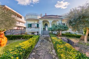 Villa in vendita, via Palma  332, Striano