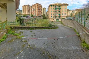 Magazzino o deposito in vendita, via Cordanieri , Pra', Genova