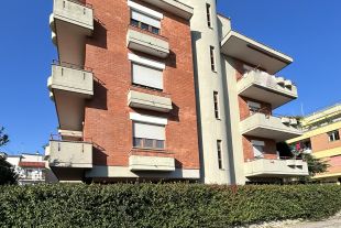 Appartamento in vendita, via Lazio  32, Centro, Aprilia