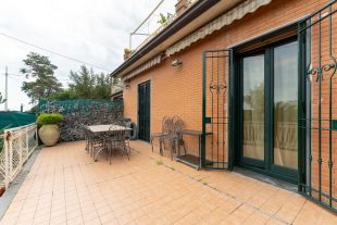 Appartamento in vendita, via Livorno  147, Acitrezza, Aci Castello