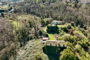 Casale in vendita, via Parco della Rimembranza, Monte San Quirico, Lucca