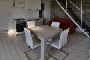Casale in vendita, Urbino