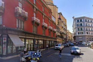 Trilocale in vendita, via Cesare Sersale, Centro, Napoli