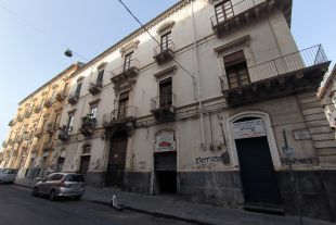 Appartamento in vendita, via Francesco Crispi  34, Libertà, Catania