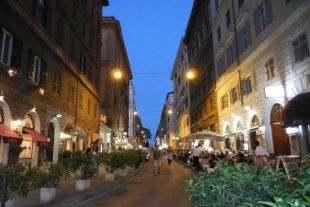 Bilocale in vendita, via Principe Amedeo  307, Centro Storico, Roma