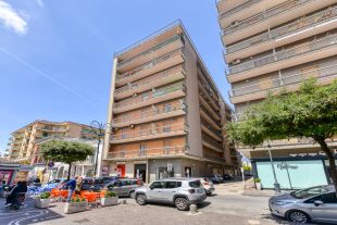 Quadrilocale in vendita, via Roma  25, Poggiomarino
