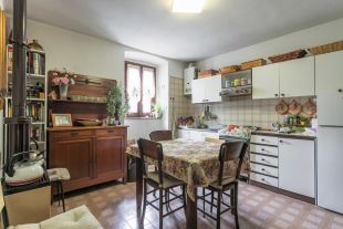 Trilocale in vendita, via Opel  2, San Pellegrino Terme