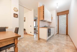 Bilocale in vendita, via Giovanni Pascoli  3d, Guizza, Padova