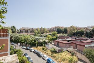 Attico in vendita, via Riccardo Bianchi  3, Portuense, Roma