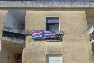 Trilocale in vendita, via Canova  131, Casarano