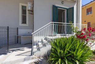 Quadrilocale in vendita, via dei Pelaghi  47, Periferia est, Livorno