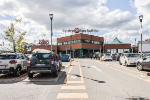 Open space in vendita, via Amilcare Ponchielli  23, Savena, Bologna