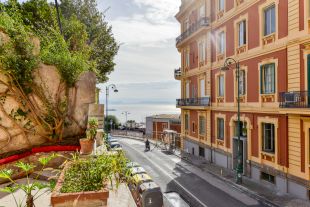 Quadrilocale in vendita, via Torquato Tasso, Chiaia, Napoli