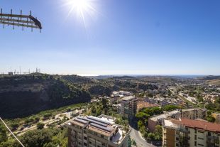 Quadrilocale in vendita, via Francesco Cilea  25, Centro Storico, Catanzaro