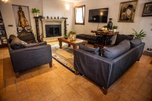 Appartamento in vendita, via delle Scuole  4, Roccalvecce, Viterbo