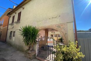 Terratetto unifamiliare in vendita, via Case Basse  6, Foligno