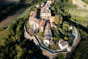 Quadrilocale in vendita, via Montebello  24, Orciano di Pesaro, Terre Roveresche
