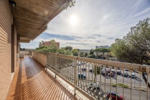 Trilocale in vendita, via Pagoda Bianca  71, Torrino, Roma