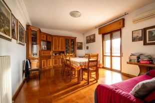 Quadrilocale in vendita, viale Cassiodoro  279, Santa Maria, Catanzaro