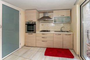 Bilocale in vendita, via Gabriello Carnazza  13, Centro Storico, Catania