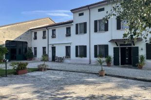 Villa in vendita, via Gabbiana  6, Castellucchio