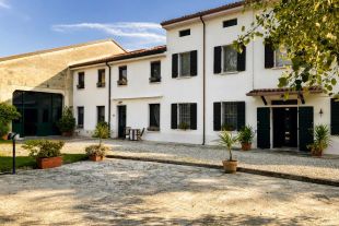 Villa in vendita, via Gabbiana  6, Castellucchio