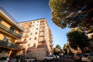 Quadrilocale in vendita, via Bambinello Gesù  24, Pontepiccolo, Catanzaro