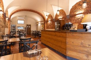 Attività / Licenza in vendita, Piazza Francesco Carrara  16, Centro, Pisa