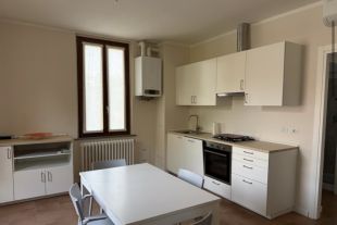 Bilocale in affitto, Strada Alessandria, Centro, Parma