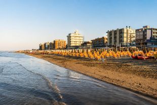 Stabile o palazzo in vendita, via Plava  12, Bellaria, Bellaria-igea Marina