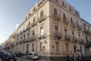 Bilocale in vendita, via E. A. Pantano  87, Tribunale, Catania