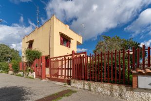 Villa in vendita, via Vampolieri  34, Aci Catena