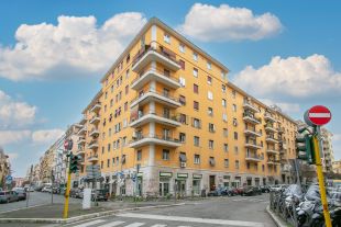 Negozio in vendita, via Gabi  11, Re di Roma, Roma