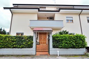 Villa in vendita, via Ombrone  5, Centro, Latina