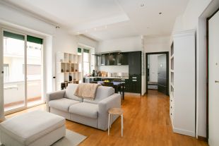 Trilocale in vendita, via Norico  4, San Giovanni, Roma