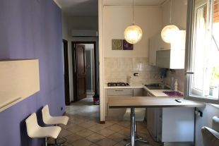 Bilocale in affitto, Piazza Martiri del 7 Luglio, Centro storico, Reggio Emilia