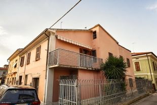 Trilocale in vendita, via Giuseppe Giusti 1, Senigallia