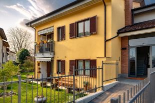 Bilocale in vendita, via Calvettera  122, Giaveno