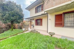 Villa in vendita, via Gabriele d'Annunzio  7, Salerano Sul Lambro