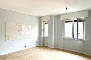 Bilocale in vendita, via Cristoforo Gluck  59, Centrale, Milano