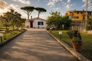 Villa in vendita, via Borgomanero  36, Olgiata, Roma