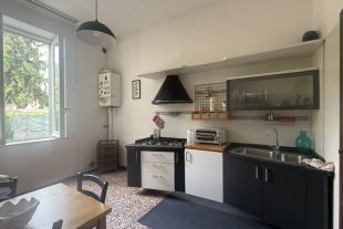 Bilocale in affitto, via Tommaso Gulli, Ospedale, Parma