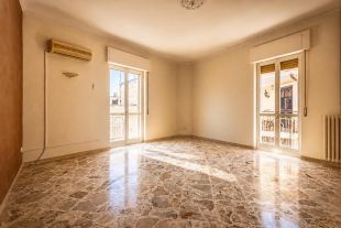 Trilocale in vendita, via Taranto  1, Carbonara di Bari, Bari