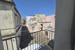 Trilocale in vendita, via Roma  61, Casarano